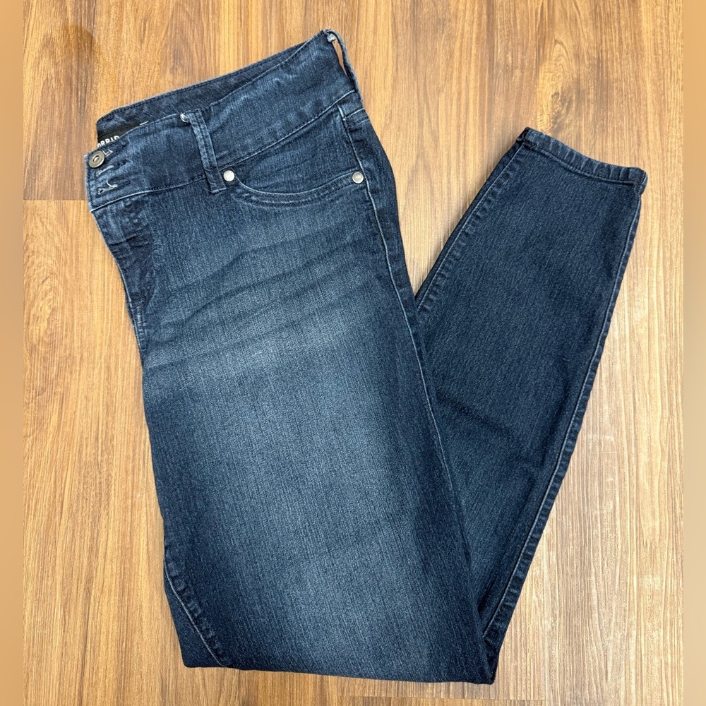 Torrid Dark Wash Skinny Jeggings Plus Size 16T